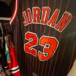 Nike Michael Jordan Bulls Throwback Jersey Size Large Black